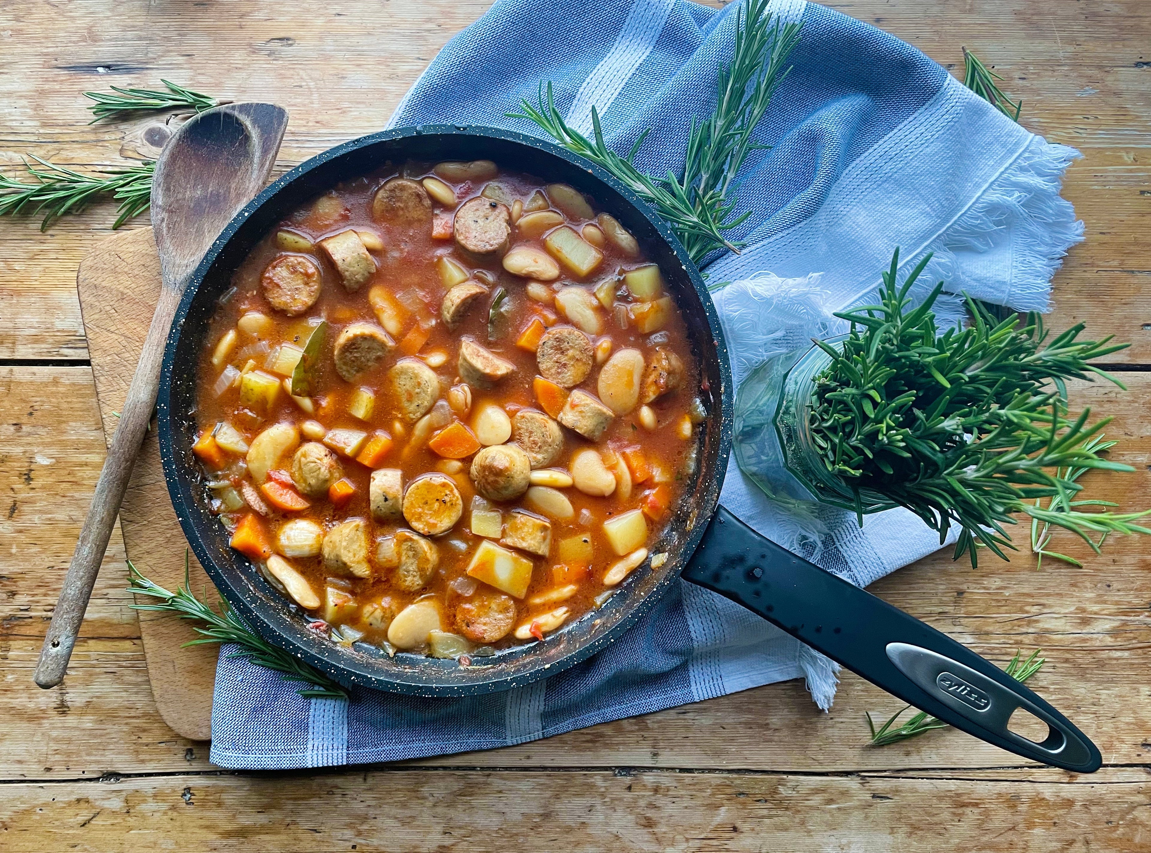 One Pan Sausage and Butter Bean Stew Zyliss UK