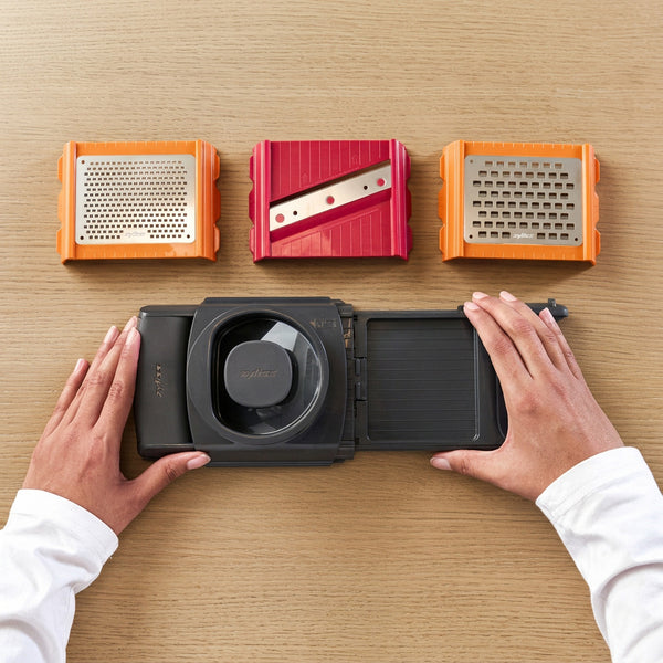 Zyliss 4-in-1 Slicer & Grater