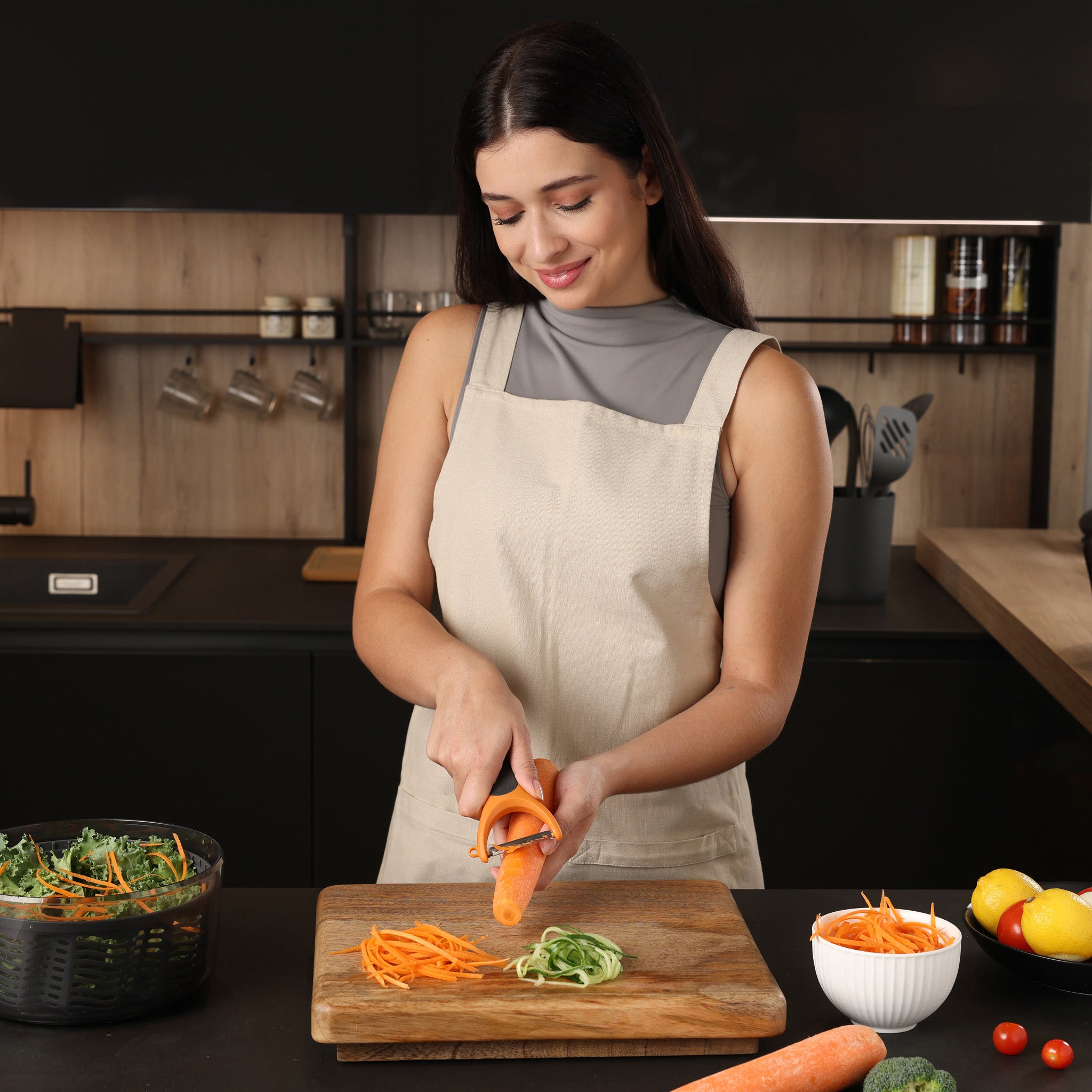 Zyliss Julienne Y Peeler – Dual-Function Peeling & Slicing Tool