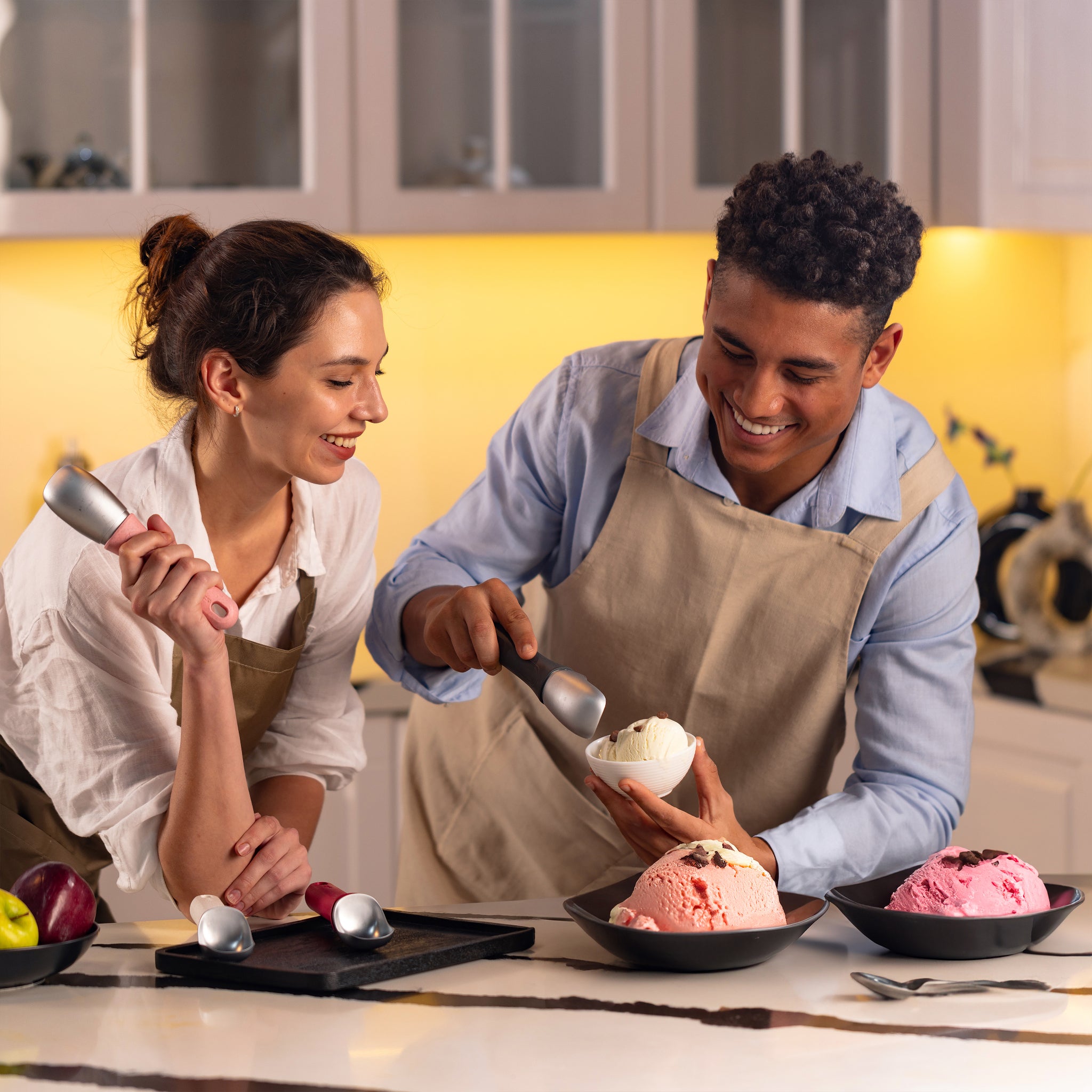Zyliss Ice Cream Scoop – Stylish & Functional Dessert Scoop