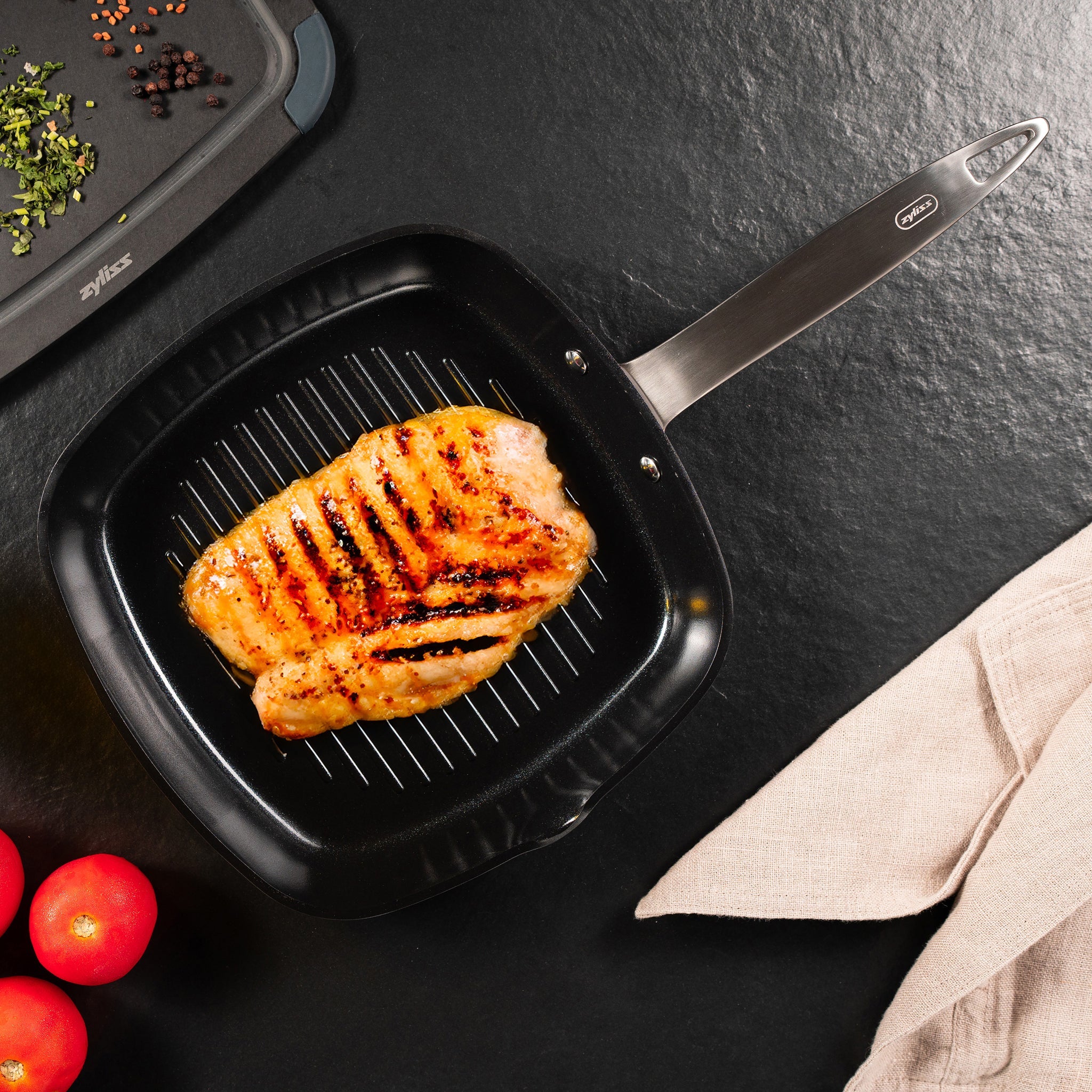 Zyliss Ultimate Pro Ceramic Square Grill Pan (26cm / 10¼