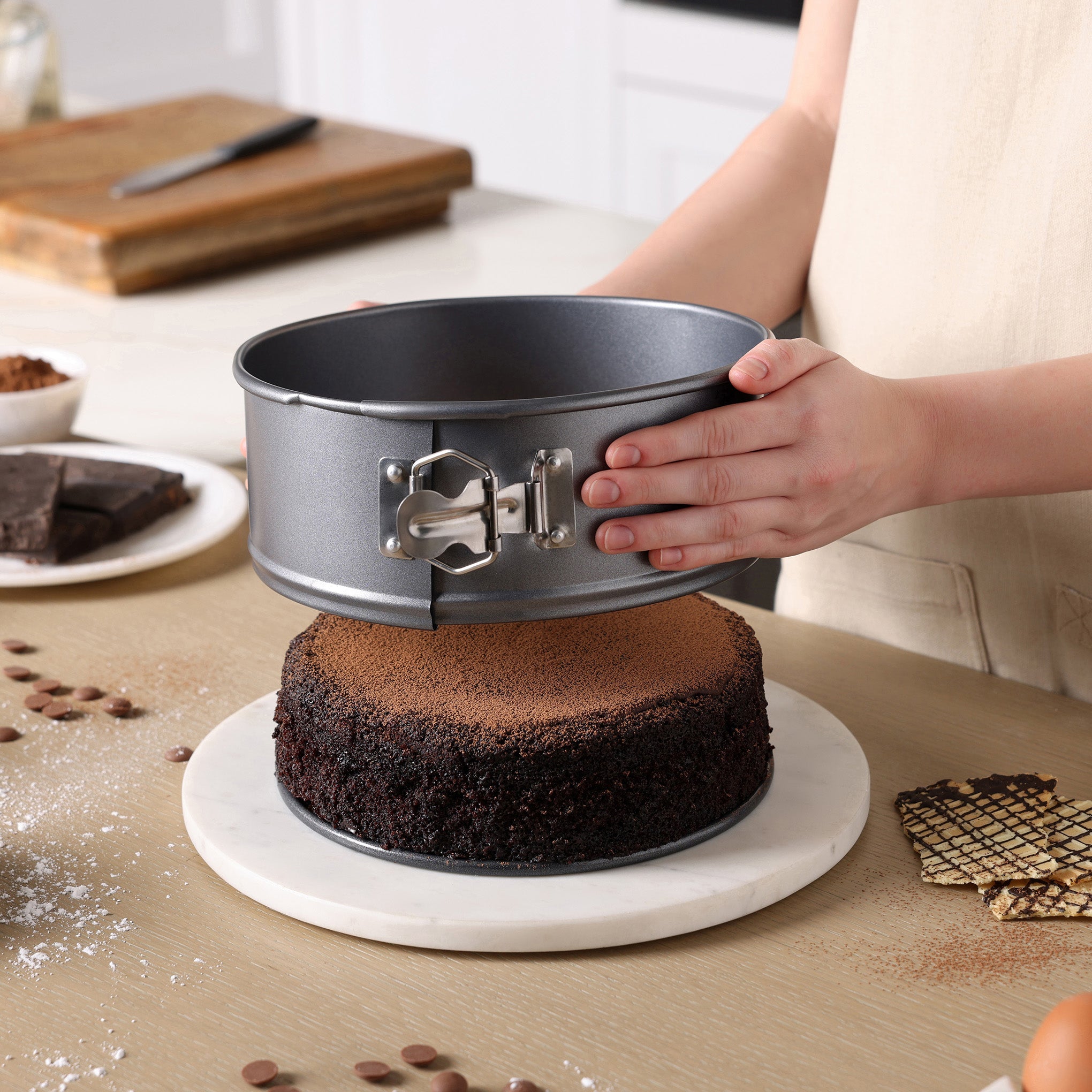 Zyliss Non-Stick Springform Cake Pan | Easy Release Bakeware