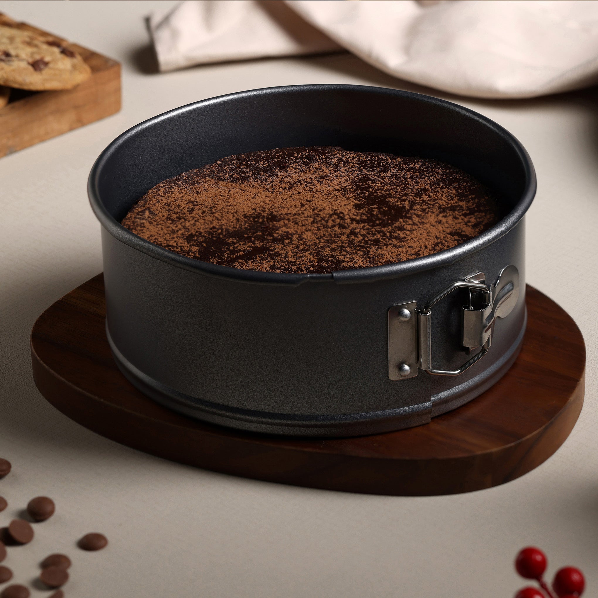 Zyliss Non-Stick Springform Cake Pan | Easy Release Bakeware