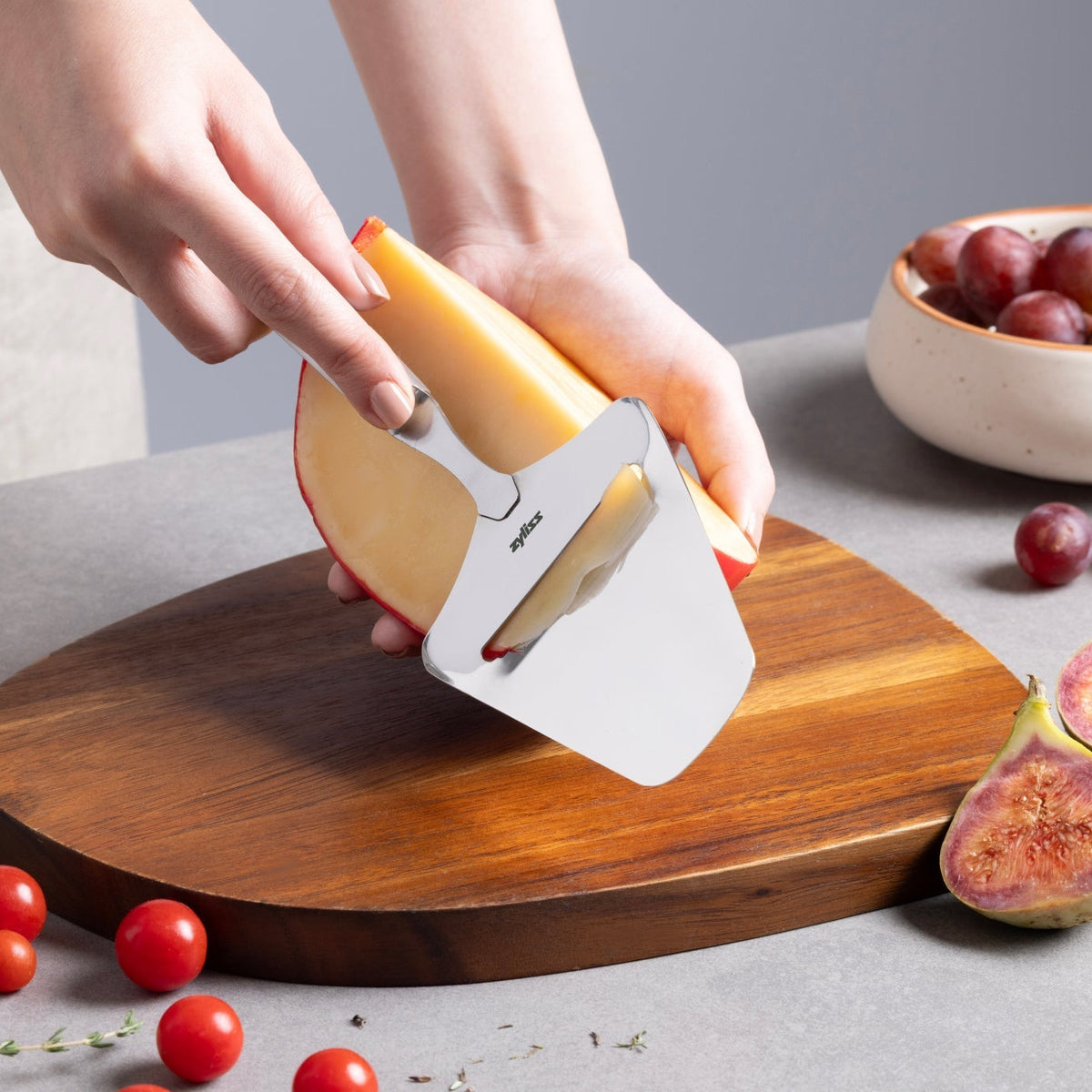 Zyliss Signature Cheese Plane 97mm/3.8in — in use