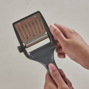 Zyliss Utility Cheese Plane — product animation